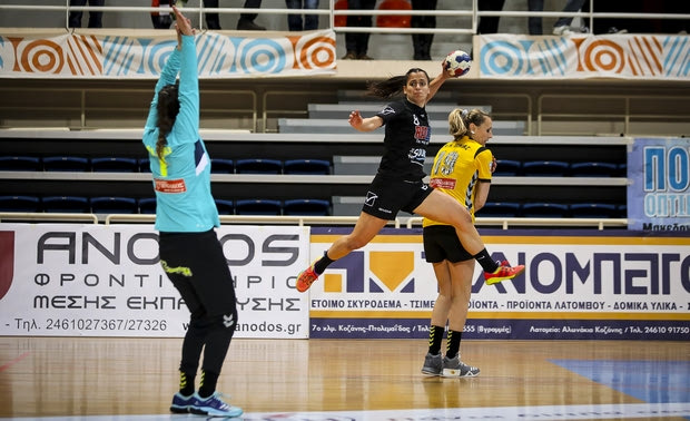 Μεγάλη νίκη για τον ΠΑΟΚ, 28-27 τον ΟΦΝΙ