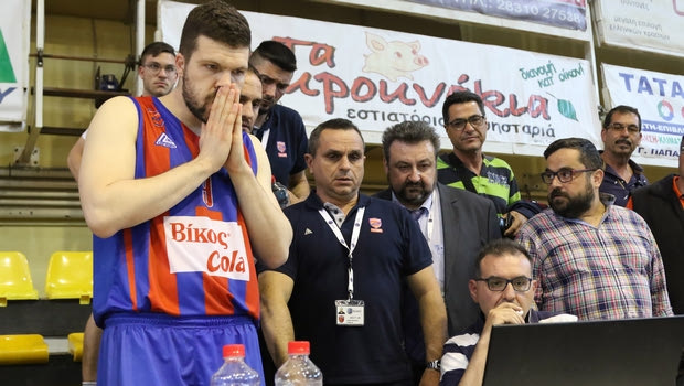 Γλίτωσε, παρά τα… αυτογκόλ ο Πανιώνιος