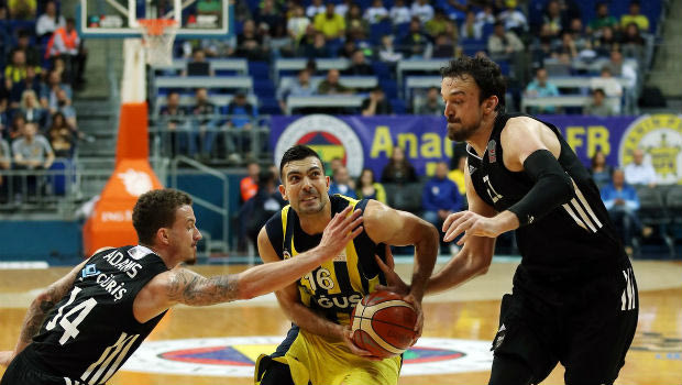 Το ντέρμπι στην Φενέρμπαχτσε, 83-60 την Μπεσίκτας