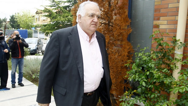 Χριστοβασίλης: “Την άλλη εβδομάδα τελειώνουμε με Πετράκη”