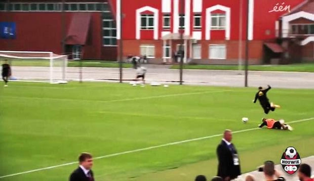 VIDEO: O Ντε Μπράινε κλαδεύει και σηκώνει στον αέρα τον Γιανουζάι