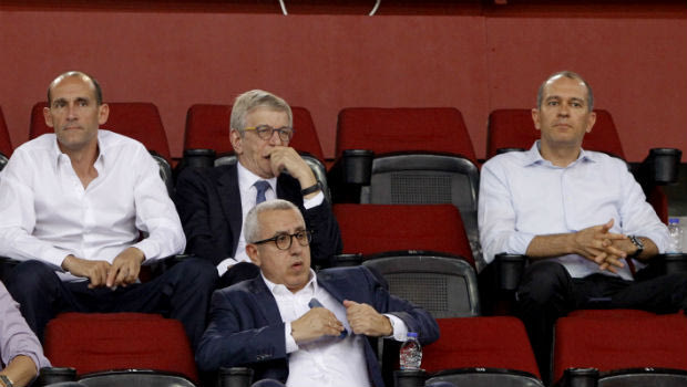 Παρόντες στο ΣΕΦ οι Αγγελόπουλοι