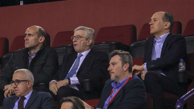 Ξανά στο ΣΕΦ οι Αγγελόπουλοι
