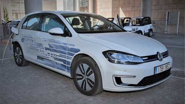 Πρώτο το ηλεκτρικό VW e-Golf