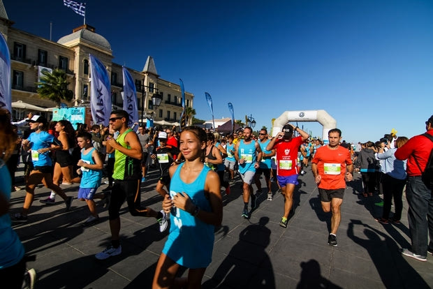 Άνοιξαν οι εγγραφές για το Spetses mini Marathon 2018!
