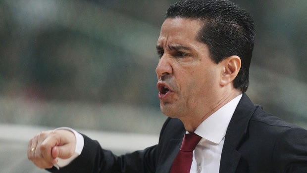 Σφαιρόπουλος: “Οι παίκτες είναι άνθρωποι, όχι μηχανές”