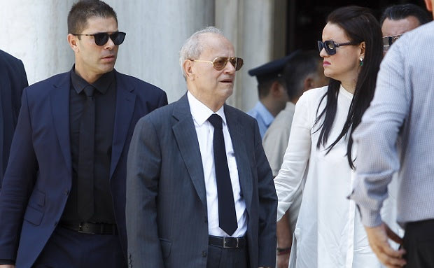 Ο Θανάσης αποχαιρέτησε τον Παύλο