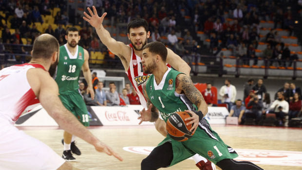 Ουίλμπεκιν στο Sport24.gr: “Κοντά στους παίκτες ο Μπλατ, δεν είναι… δικτάτορας”