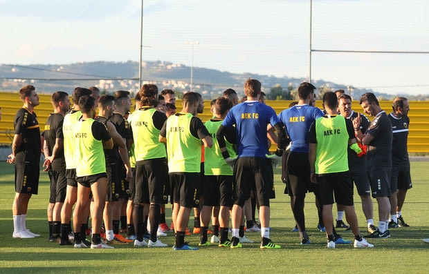 Στα Σπάτα για πάντα η ΑΕΚ