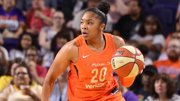 Μπασκετμπολίστριες του WNBA πιάστηκαν στα χέρια, έγινε trade η μία