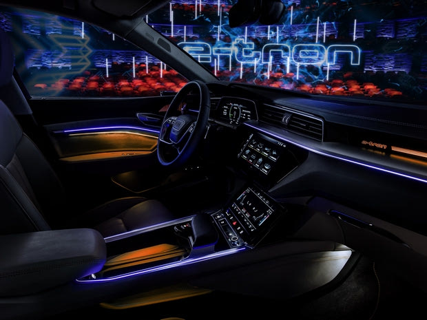 Το διαστημικό εσωτερικό του Audi e-tron