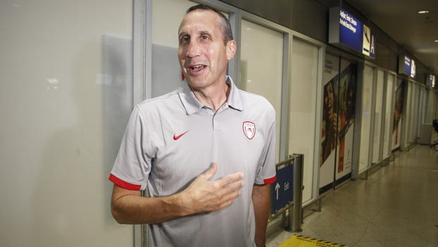 Η αλλαγή πλεύσης του Μπλατ έχει εξήγηση