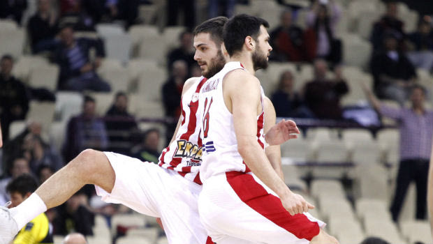 Τα ραντεβού για Παπανικολάου και Παπαπέτρου κρίνουν τον σχεδιασμό του Ολυμπιακού