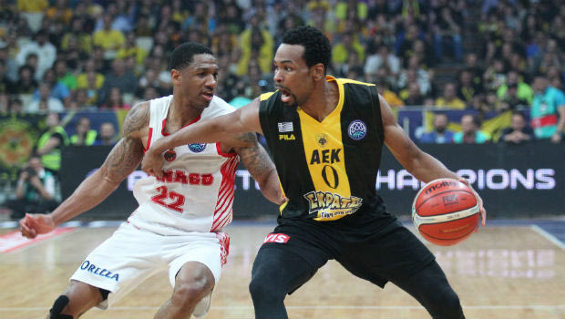 Δεύτερο ban της FIBA στην ΑΕΚ, αυτά ζητάει ο Κέβιν Πάντερ