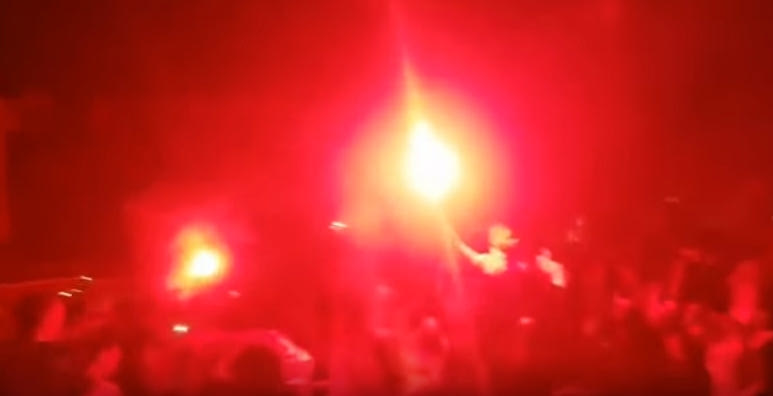 Χαμός στο Ζάγκρεμπ για την πρόκριση της Κροατίας (VIDEOS)