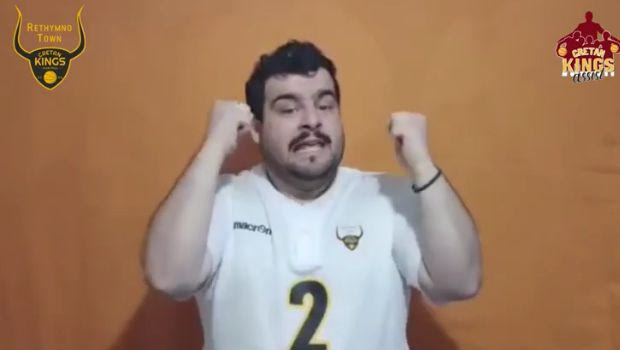 Κορονοϊός: Φίλαθλος του Ρεθύμνου μένει σπίτι και δίνει συμβουλές στη νοηματική