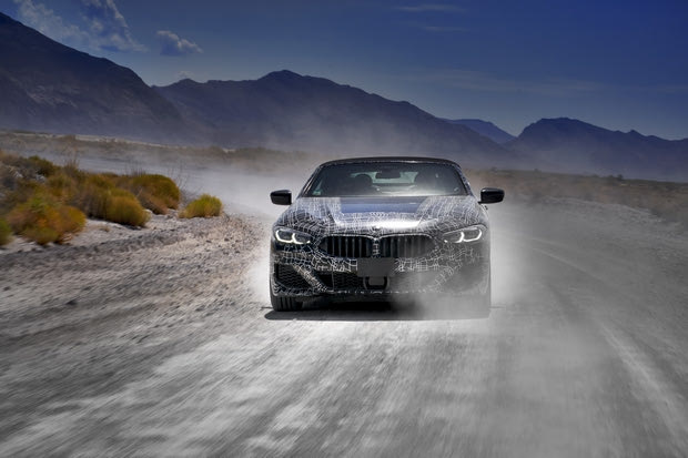 Στην “Κοιλάδα του Θανάτου” δοκιμάζεται η BMW Σειρά 8 Cabrio
