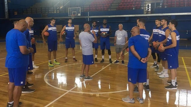 Με τον Μαυροειδή η πρώτη προπόνηση του νεοφώτιστου Χολαργού