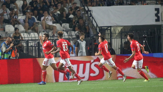 VIDEΟ: Το 1-1 της Μπενφίκα με κεφαλιά του Ζαρντέλ
