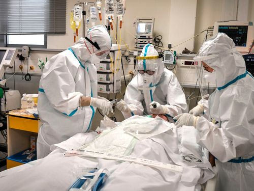 Η πορεία προς τους 10.000 νεκρούς: Πότε άρχισαν να εκτοξεύονται οι θάνατοι στην Ελλάδα