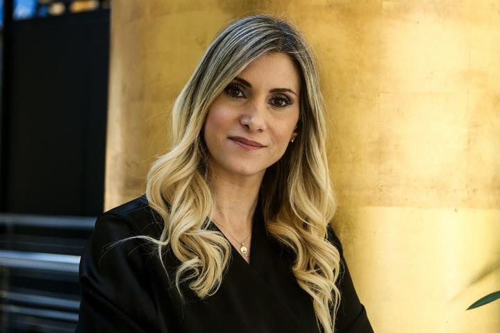 Η σύζυγος του Αλέξανδρου Νικολαΐδη, Δώρα Τσαμπάζη στο SPORT24: “Έκλαψα πολύ το πρώτο βράδυ που είχα ανάγκη τη συμβουλή του”