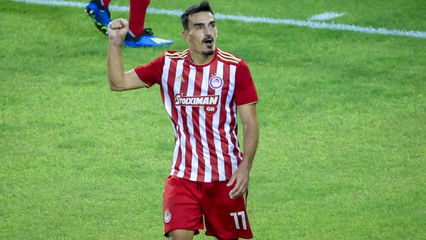 Αποθέωσε τον κόσμο του Ολυμπιακού ο Λάζαρος
