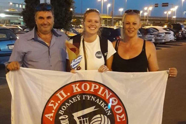 Στην Ελλάδα η Κοξ για την Κόρινθο