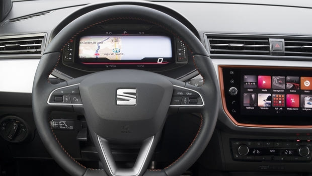 Seat Arona και Ibiza με ψηφιακό κόκπιτ