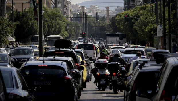 Έρχονται πρόστιμα: Τι να προσέξεις από 1η Οκτωβρίου για να μην πληρώσεις 150€ για το αυτοκίνητό σου