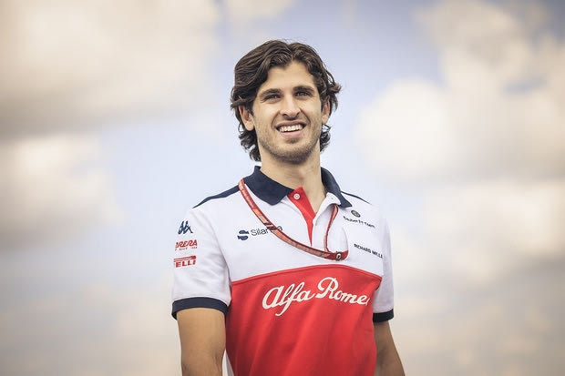 Ο Τζιοβινάτσι παρτενέρ του Ραϊκόνεν στην Sauber Alfa Romeo