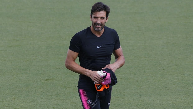 Ο Τούχελ αποφάσισε: Στον πάγκο ο Μπουφόν