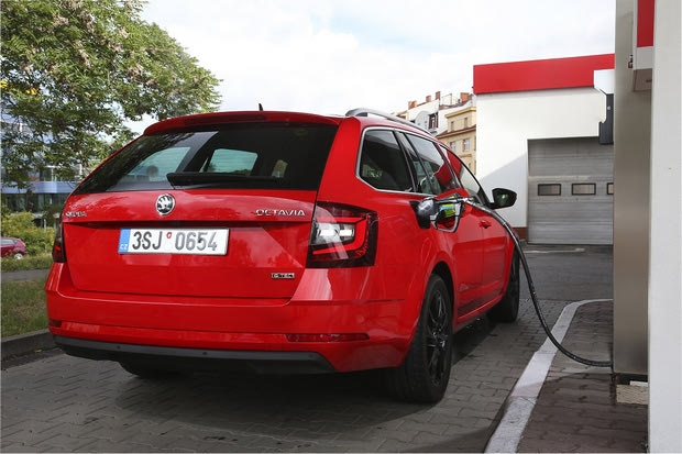 Νέα Skoda Octavia και με φυσικό αέριο
