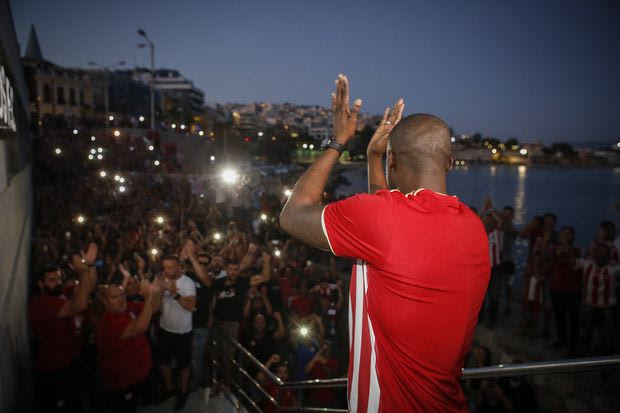 Τρελάθηκε ο Σέλουκ με την υποδοχή Τουρέ (VIDEO)