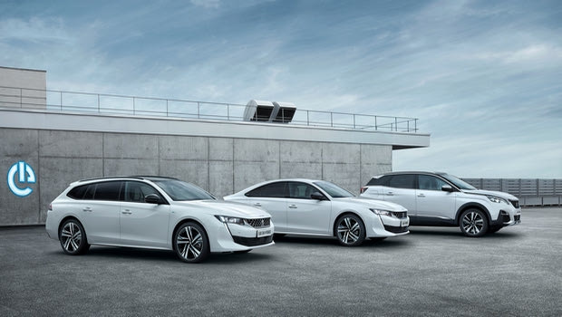 H Peugeot παρουσιάζει plug-in υβριδικούς βενζινοκινητήρες
