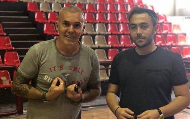 Ο Στέλιος Ρόκκος στηρίζει μπάσκετ και Ήφαιστο Λήμνου