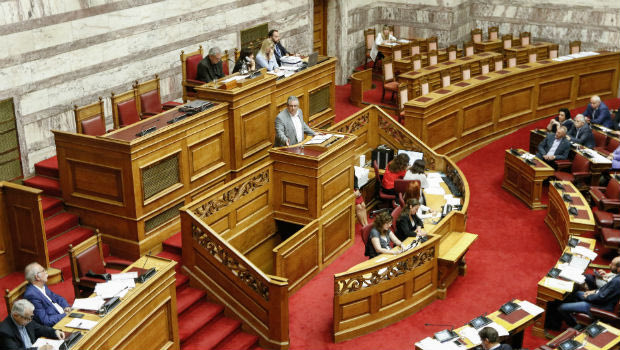 ΚΚΕ: “Να λύσει το κράτος τα θέματα των ιατρικών εξετάσεων και του εργοσήμου των διαιτητών”