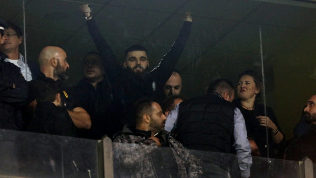 Άρης – ΠΑΟΚ: Ο Γ. Σαββίδης θα πλύνει τα αυτοκίνητα των παικτών του
