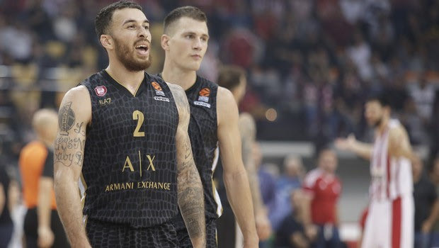 Gazzetta dello Sport: Πρώτο θέμα η Αρμάνι, “θρίαμβος στον Πειραιά”