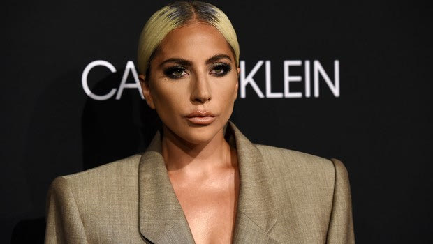 Ο Κράουτς τρόλαρε την Lady Gaga για το γιγάντιο κοστούμι της!
