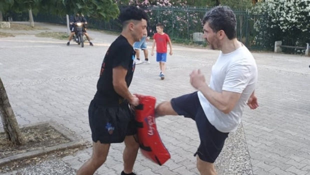 Νεκτάριος Καρτσάκης: Στην πιο σκληρή μάχη με το Πάρκισον έχει “όπλο” τις πολεμικές τέχνες
