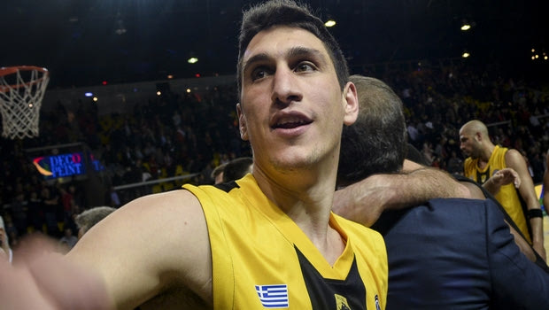 Νίμπουρκ – ΑΕΚ 93-94: Ραψωδία Λαρεντζάκη και νίκη μετά απο δύο παρατάσεις