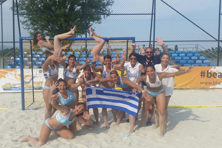 Η εθνική beach handball γυναικών στο Παγκόσμιο