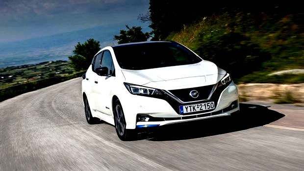 To νέο Nissan LEAF, σαρώνει τα βραβεία