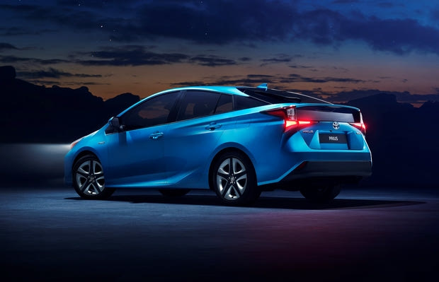 Τετρακίνητο το νέο Toyota Prius