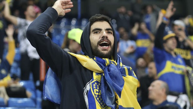 Ρίβερ – Μπόκα: Οι οπαδοί άρχισαν το τραγούδι στις εξέδρες του “Μπερναμπέου”
