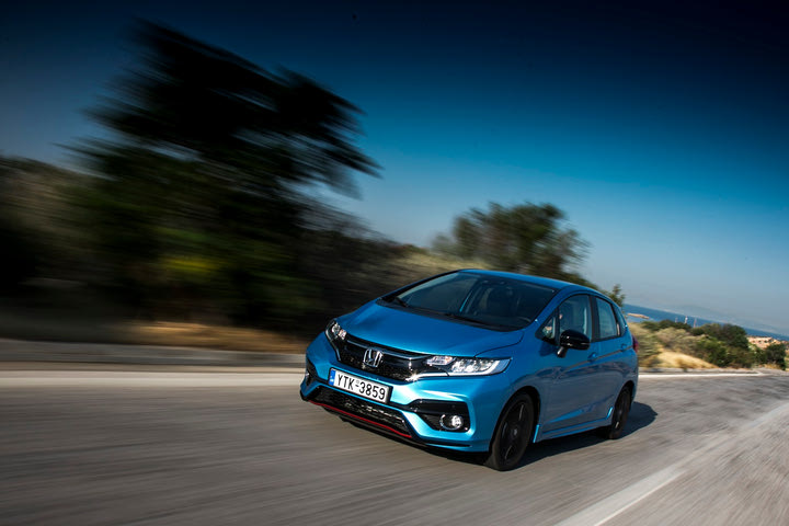 Δοκιμάζουμε το Honda Jazz που δυνάμωσε…
