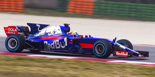Ισπανική υποχώρηση από Sainz