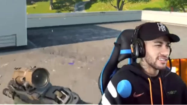 Χρυσή Μπάλα: Ο Νεϊμάρ έπαιζε video games την ώρα της απονομής!