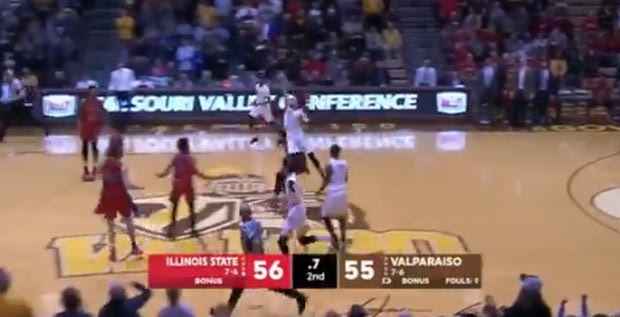 NCAA: Τρελό φινάλε με buzzer-beater από το κέντρο!