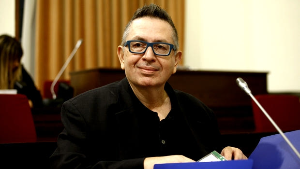 Πέθανε ο Θέμος Αναστασιάδης
